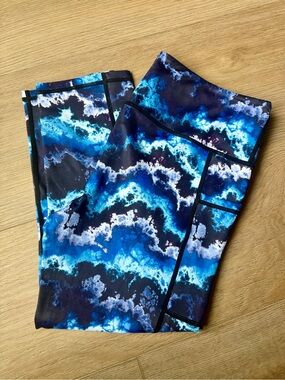 CVG Storm Capris